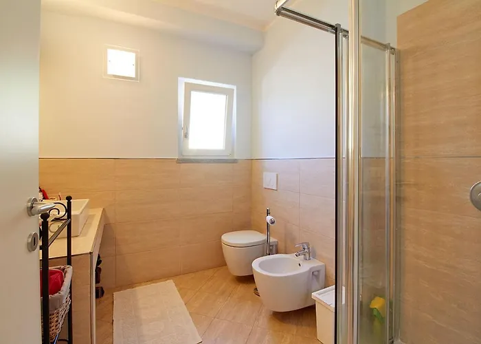 Rivierarent Pina Villa *