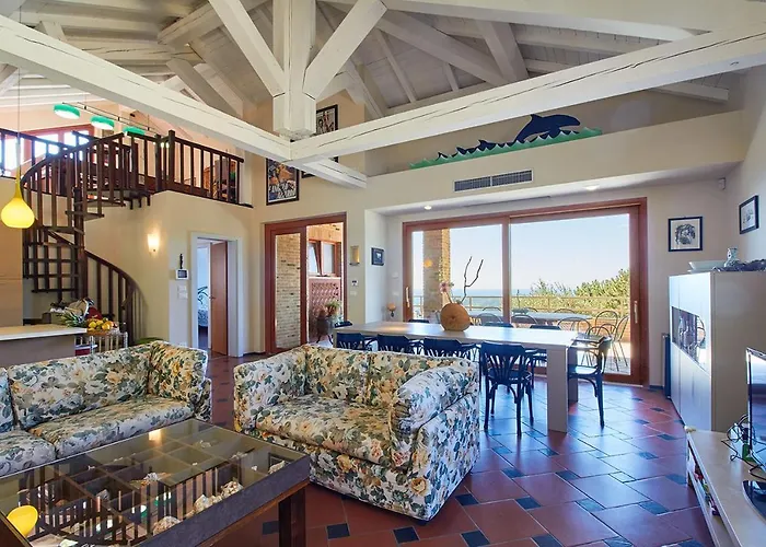 Rivierarent Pina Villa *